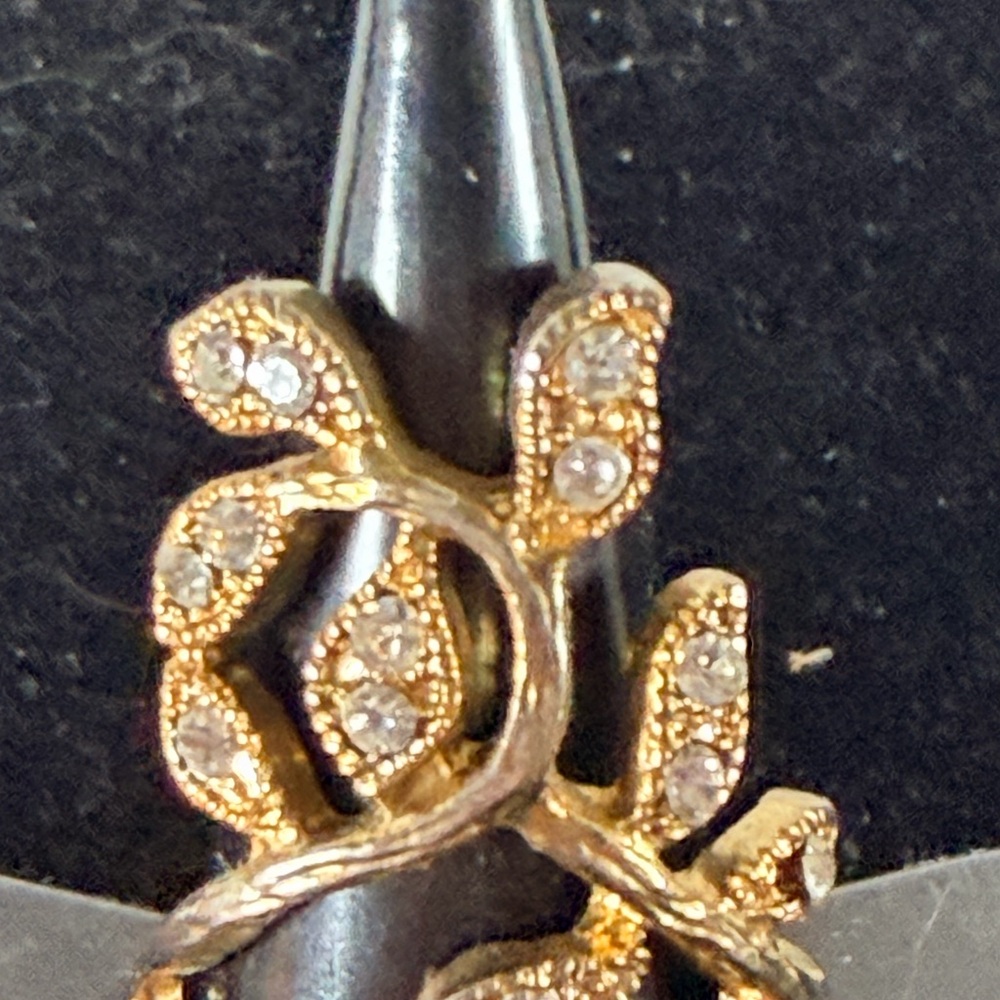 Elegant Vintage Gold-Tone Leaf 🍃 andVine Ring size 7 - Picture 3 of 7